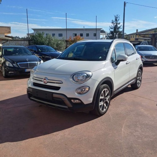 Fiat 500 X CROSS-PLUS 1.6 MJT 120CV Fiat 500 X CROSS-PLUS 1.6 MJT 120CV