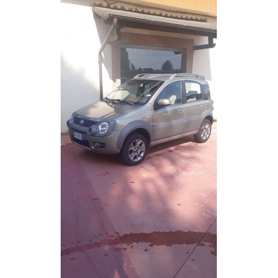 Fiat Panda CROSS 1.3 MJT 4X4 Fiat Panda CROSS 1.3 MJT 4X4