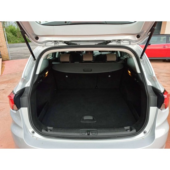 Fiat Tipo SW 1.6 MJT Business Lounge Fiat Tipo SW 1.6 MJT Business Lounge