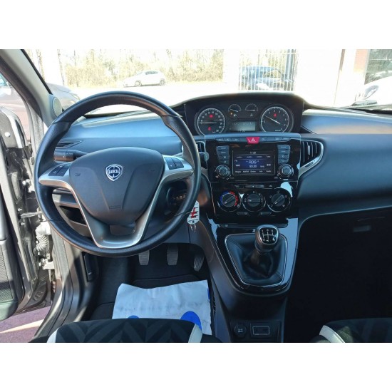 Lancia Ypsilon 1.2 GOLD