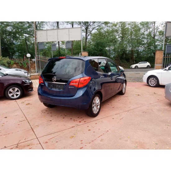 Opel Meriva 1.6 CDTI 110cv COSMO Opel Meriva 1.6 CDTI 110cv COSMO
