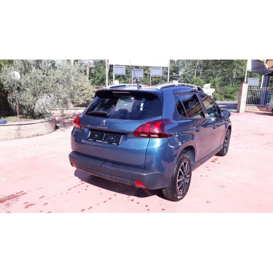 Peugeot 2008 1.6 BLUE-HDI 100CV Style Edition Peugeot 2008 1.6 BLUE-HDI 100CV Style Edition