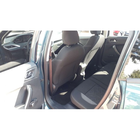 Peugeot 2008 1.6 BLUE-HDI 100CV Style Edition Peugeot 2008 1.6 BLUE-HDI 100CV Style Edition