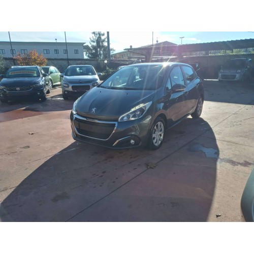 PEUGEOT 208 1.6 HDI 100CV PEUGEOT 208 1.6 HDI 100CV